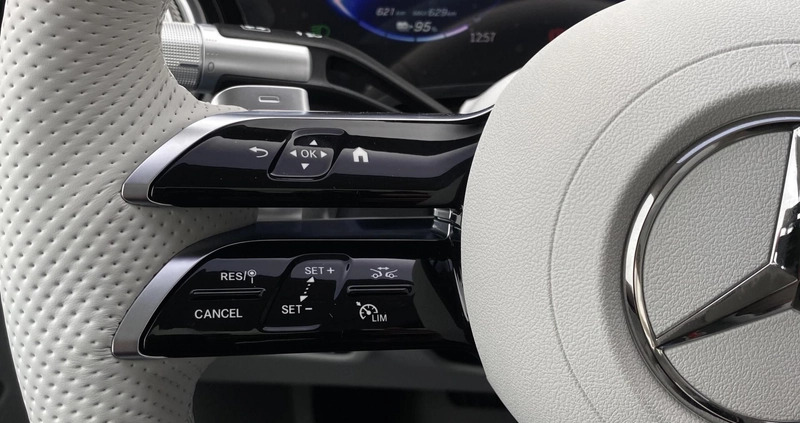 Mercedes-Benz EQE cena 615799 przebieg: 5, rok produkcji 2024 z Piaseczno małe 379